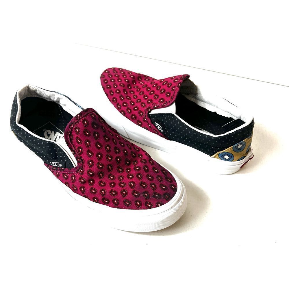 VANS OFF The Wall Red Mix Print Canvas Skate Shoes Women's 6 Low Lace Up Sneaker
